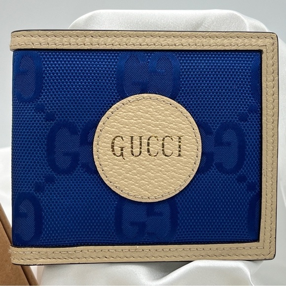 NEW ARRIVAL: GUCCI Off the Grid Navy Blue Nylon Bifold Wallet. FULL INCLUSION - Picture 5 of 13
